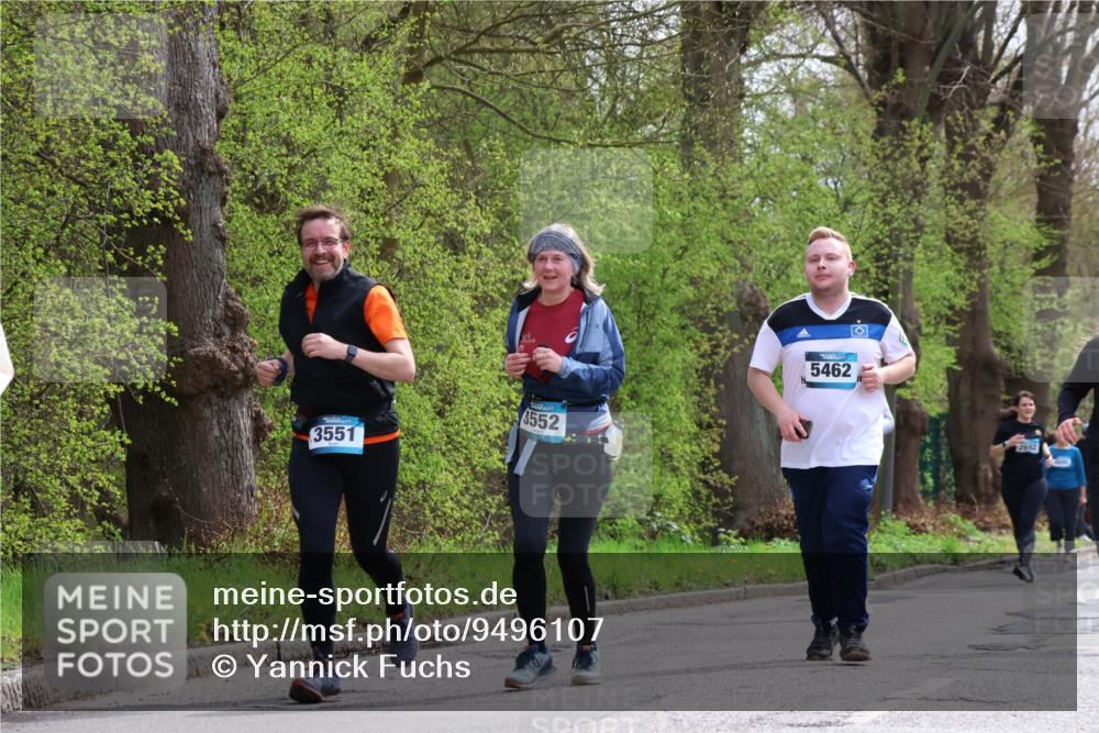 12.04.2026 - 45. Internationalen Wilhelmsburger Insellauf Yannick Fuchs http://msf.ph/oto/9496107 12.04.2026 13:07:19 Laufen 3552, 3551, 5462 meine-sportfotos.de