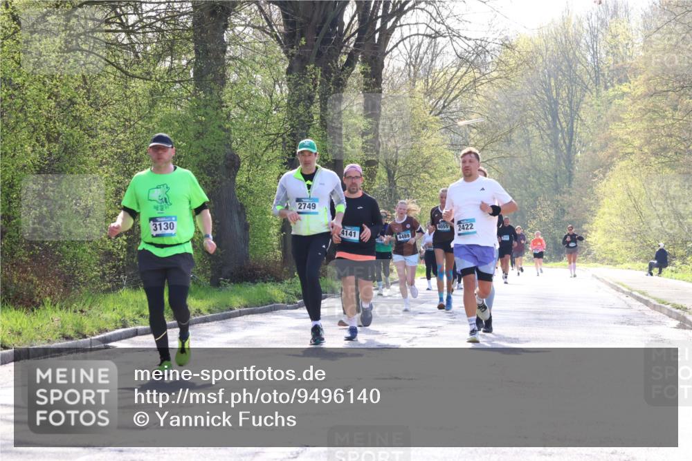 12.04.2026 - 45. Internationalen Wilhelmsburger Insellauf Yannick Fuchs http://msf.ph/oto/9496140 12.04.2026 10:52:13 Laufen 2749, 3130, 4059, 4141, 2422 meine-sportfotos.de