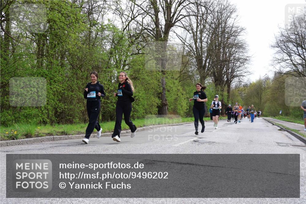 12.04.2026 - 45. Internationalen Wilhelmsburger Insellauf Yannick Fuchs http://msf.ph/oto/9496202 12.04.2026 13:07:30 Laufen 5837, 836 meine-sportfotos.de