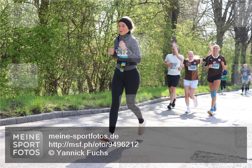 12.04.2026 - 45. Internationalen Wilhelmsburger Insellauf Yannick Fuchs http://msf.ph/oto/9496212 12.04.2026 10:52:20 Laufen 2767, 570, 4059, 4489 meine-sportfotos.de