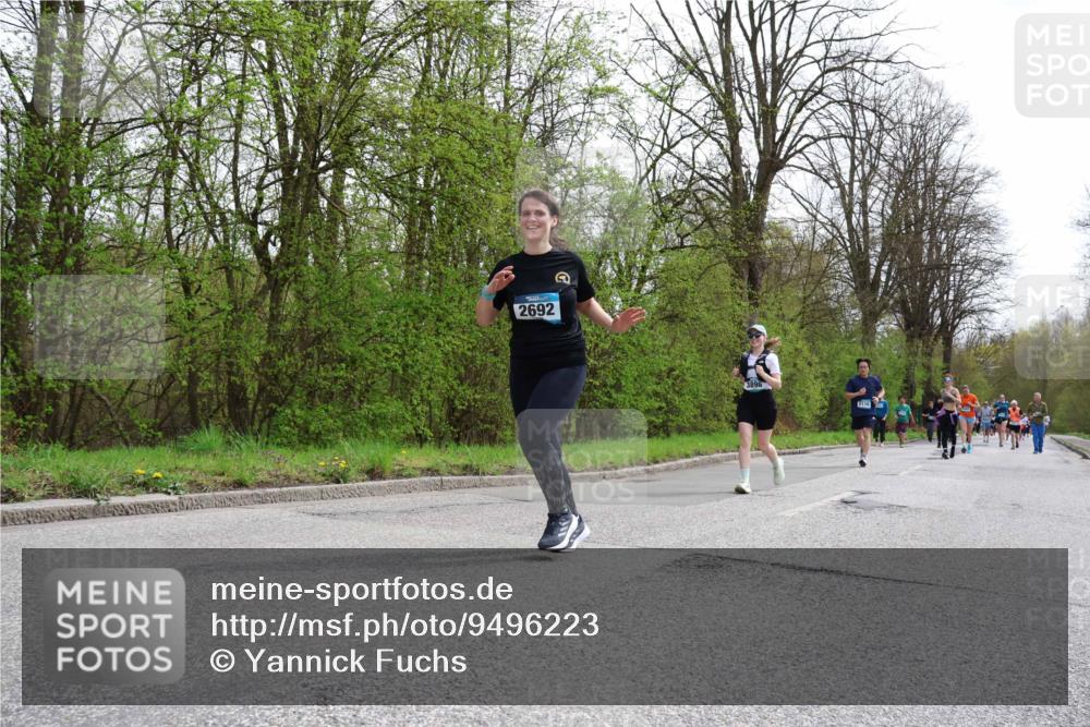 12.04.2026 - 45. Internationalen Wilhelmsburger Insellauf Yannick Fuchs http://msf.ph/oto/9496223 12.04.2026 13:07:32 Laufen 2692, 3898, 2116 meine-sportfotos.de