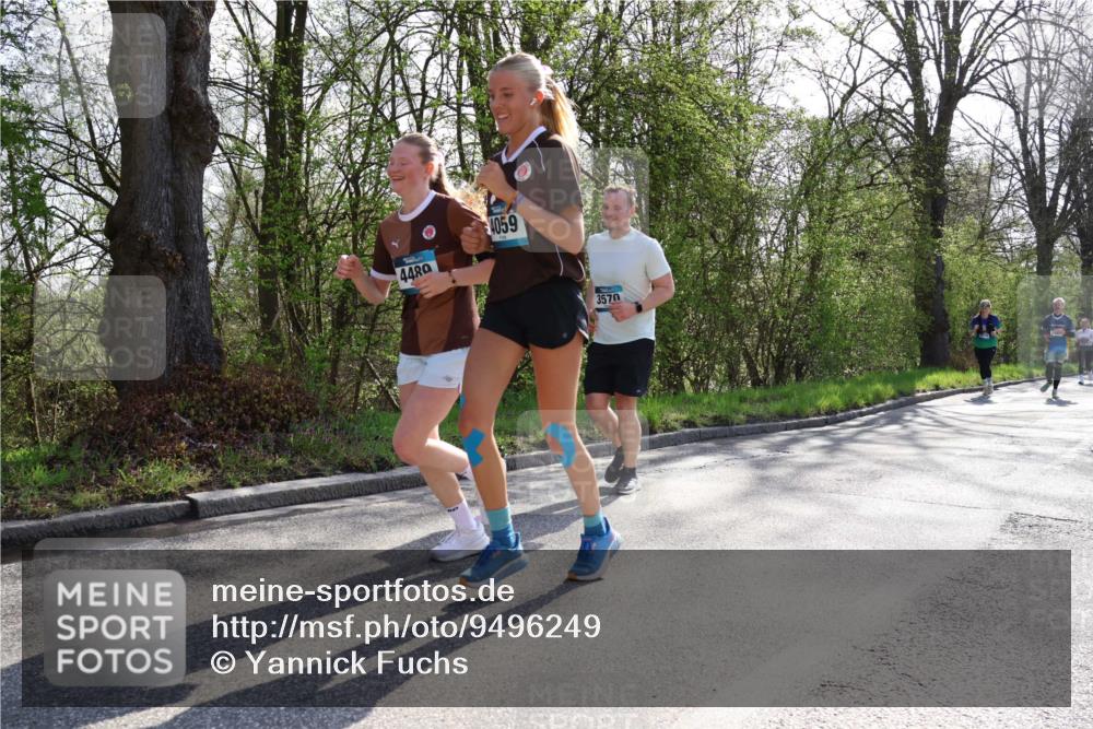 12.04.2026 - 45. Internationalen Wilhelmsburger Insellauf Yannick Fuchs http://msf.ph/oto/9496249 12.04.2026 10:52:23 Laufen 4480, 4059, 3570 meine-sportfotos.de