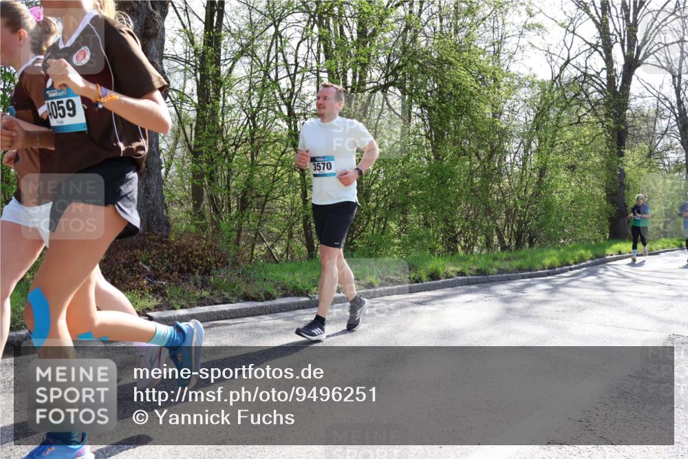 12.04.2026 - 45. Internationalen Wilhelmsburger Insellauf Yannick Fuchs http://msf.ph/oto/9496251 12.04.2026 10:52:24 Laufen 059, 3570 meine-sportfotos.de