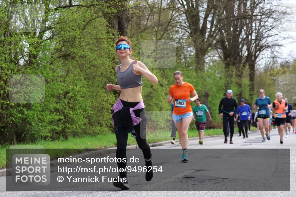 12.04.2026 - 45. Internationalen Wilhelmsburger Insellauf Yannick Fuchs http://msf.ph/oto/9496254 12.04.2026 13:07:37 Laufen 5482, 5204, 4404 meine-sportfotos.de
