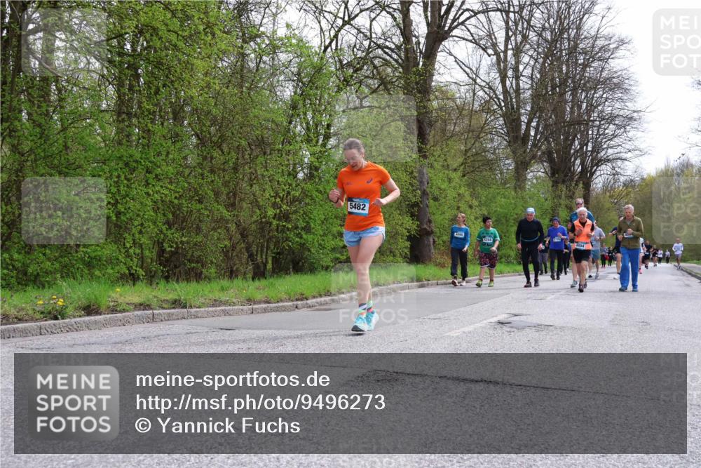 12.04.2026 - 45. Internationalen Wilhelmsburger Insellauf Yannick Fuchs http://msf.ph/oto/9496273 12.04.2026 13:07:39 Laufen 5482, 4690, 5204, 4404 meine-sportfotos.de