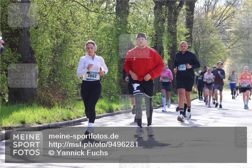 12.04.2026 - 45. Internationalen Wilhelmsburger Insellauf Yannick Fuchs http://msf.ph/oto/9496281 12.04.2026 10:52:27 Laufen 2862, 4870, 2193, 3743, 3679 meine-sportfotos.de