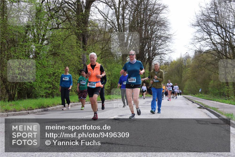 12.04.2026 - 45. Internationalen Wilhelmsburger Insellauf Yannick Fuchs http://msf.ph/oto/9496309 12.04.2026 13:07:42 Laufen 4690, 4444, 455, 5204, 571, 4404 meine-sportfotos.de