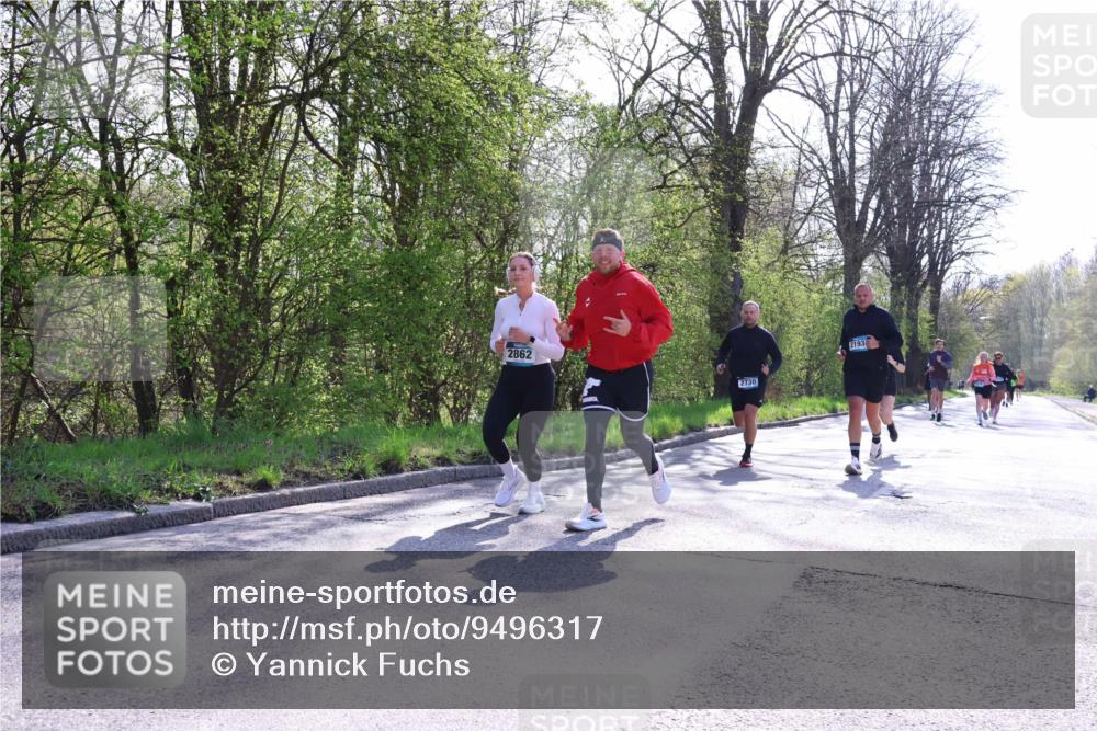 12.04.2026 - 45. Internationalen Wilhelmsburger Insellauf Yannick Fuchs http://msf.ph/oto/9496317 12.04.2026 10:52:31 Laufen 2862, 2730, 2193 meine-sportfotos.de