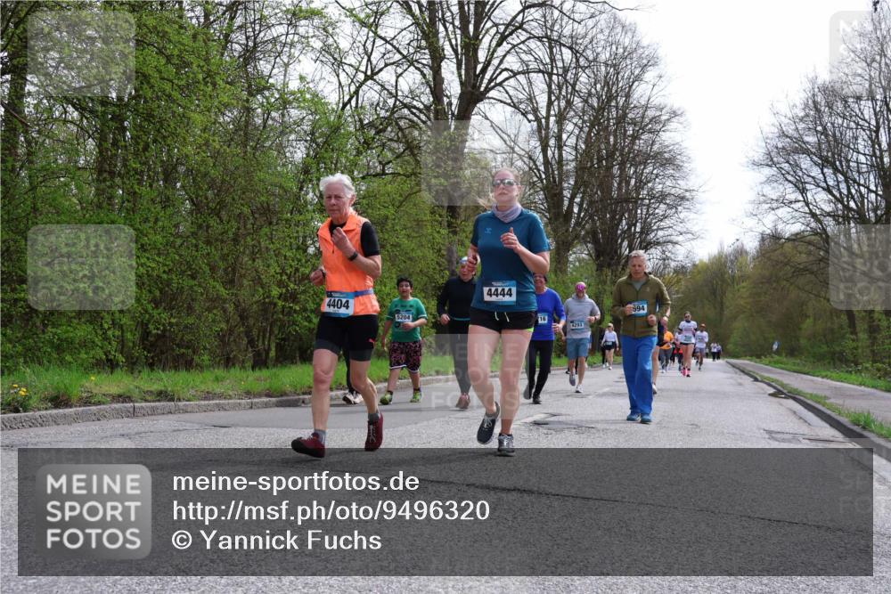 12.04.2026 - 45. Internationalen Wilhelmsburger Insellauf Yannick Fuchs http://msf.ph/oto/9496320 12.04.2026 13:07:43 Laufen 4404, 5204, 4444, 16, 594, 4293 meine-sportfotos.de