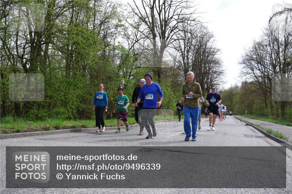 12.04.2026 - 45. Internationalen Wilhelmsburger Insellauf Yannick Fuchs http://msf.ph/oto/9496339 12.04.2026 13:07:45 Laufen 4690, 5204, 5716, 45, 4284 meine-sportfotos.de