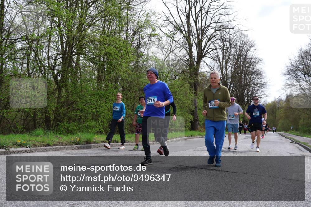 12.04.2026 - 45. Internationalen Wilhelmsburger Insellauf Yannick Fuchs http://msf.ph/oto/9496347 12.04.2026 13:07:46 Laufen 4690, 5716, 459, 4293, 4284 meine-sportfotos.de