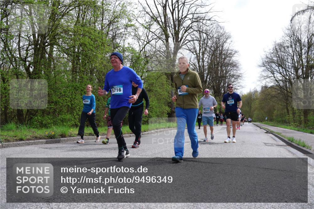 12.04.2026 - 45. Internationalen Wilhelmsburger Insellauf Yannick Fuchs http://msf.ph/oto/9496349 12.04.2026 13:07:46 Laufen 4690, 5716, 45, 4293, 4284 meine-sportfotos.de