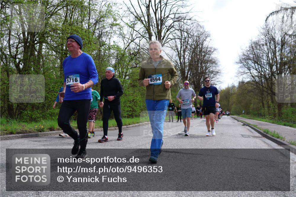 12.04.2026 - 45. Internationalen Wilhelmsburger Insellauf Yannick Fuchs http://msf.ph/oto/9496353 12.04.2026 13:07:46 Laufen 5716, 4594, 4293, 4284 meine-sportfotos.de