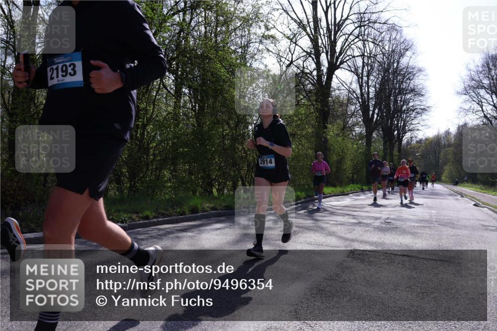 12.04.2026 - 45. Internationalen Wilhelmsburger Insellauf Yannick Fuchs http://msf.ph/oto/9496354 12.04.2026 10:52:35 Laufen 2193, 2914, 4870 meine-sportfotos.de