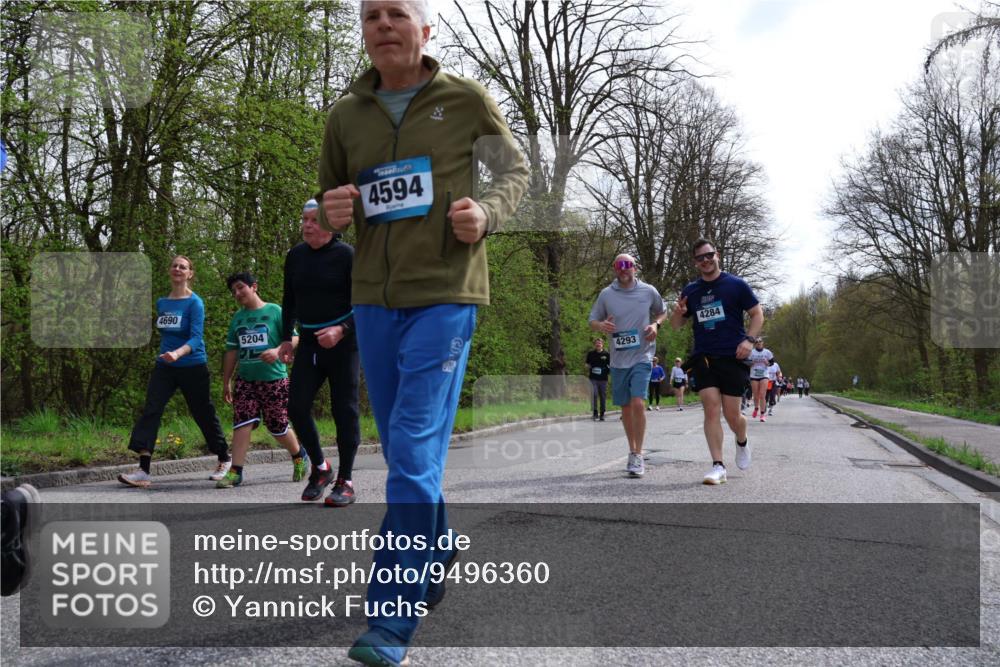 12.04.2026 - 45. Internationalen Wilhelmsburger Insellauf Yannick Fuchs http://msf.ph/oto/9496360 12.04.2026 13:07:47 Laufen 4690, 5204, 4594, 4293, 4284 meine-sportfotos.de