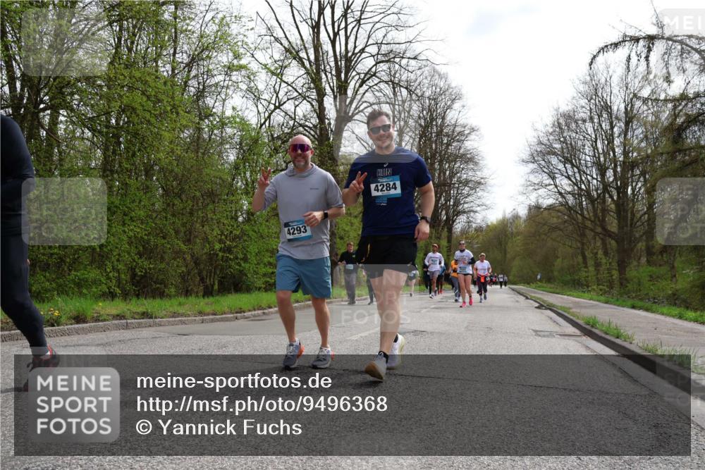 12.04.2026 - 45. Internationalen Wilhelmsburger Insellauf Yannick Fuchs http://msf.ph/oto/9496368 12.04.2026 13:07:48 Laufen 4293, 4284 meine-sportfotos.de