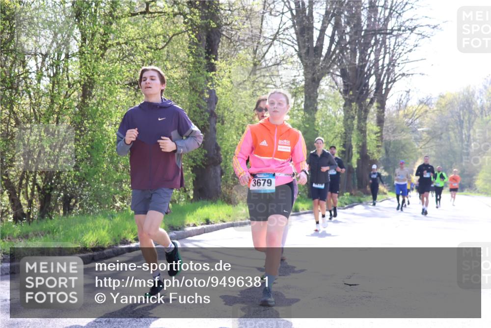 12.04.2026 - 45. Internationalen Wilhelmsburger Insellauf Yannick Fuchs http://msf.ph/oto/9496381 12.04.2026 10:52:38 Laufen 3679 meine-sportfotos.de