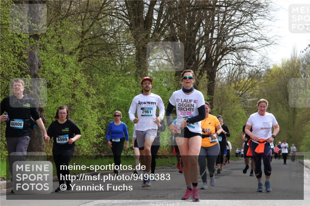 12.04.2026 - 45. Internationalen Wilhelmsburger Insellauf Yannick Fuchs http://msf.ph/oto/9496383 12.04.2026 13:07:49 Laufen 4999, 002, 2961, 2025, 223 meine-sportfotos.de