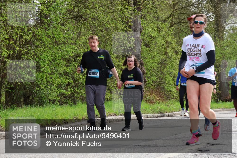 12.04.2026 - 45. Internationalen Wilhelmsburger Insellauf Yannick Fuchs http://msf.ph/oto/9496401 12.04.2026 13:07:51 Laufen 2025, 25, 417 meine-sportfotos.de