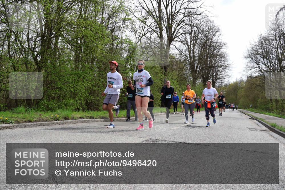 12.04.2026 - 45. Internationalen Wilhelmsburger Insellauf Yannick Fuchs http://msf.ph/oto/9496420 12.04.2026 13:07:52 Laufen 225, 2552, 4800, 3162 meine-sportfotos.de