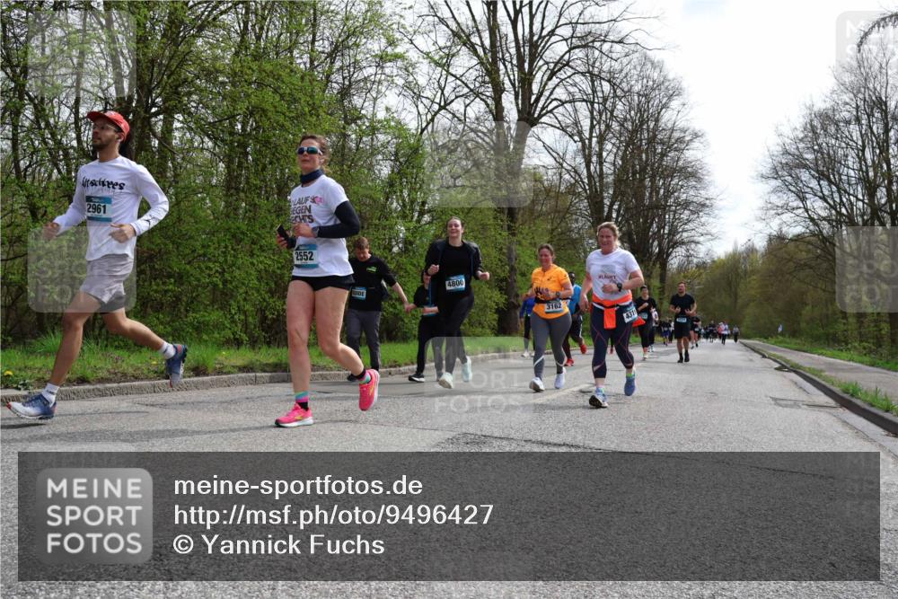 12.04.2026 - 45. Internationalen Wilhelmsburger Insellauf Yannick Fuchs http://msf.ph/oto/9496427 12.04.2026 13:07:53 Laufen 2961, 2552, 4800, 3162, 4319 meine-sportfotos.de