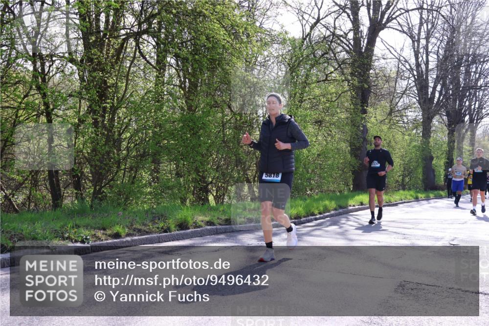 12.04.2026 - 45. Internationalen Wilhelmsburger Insellauf Yannick Fuchs http://msf.ph/oto/9496432 12.04.2026 10:52:43 Laufen 5818, 2330 meine-sportfotos.de