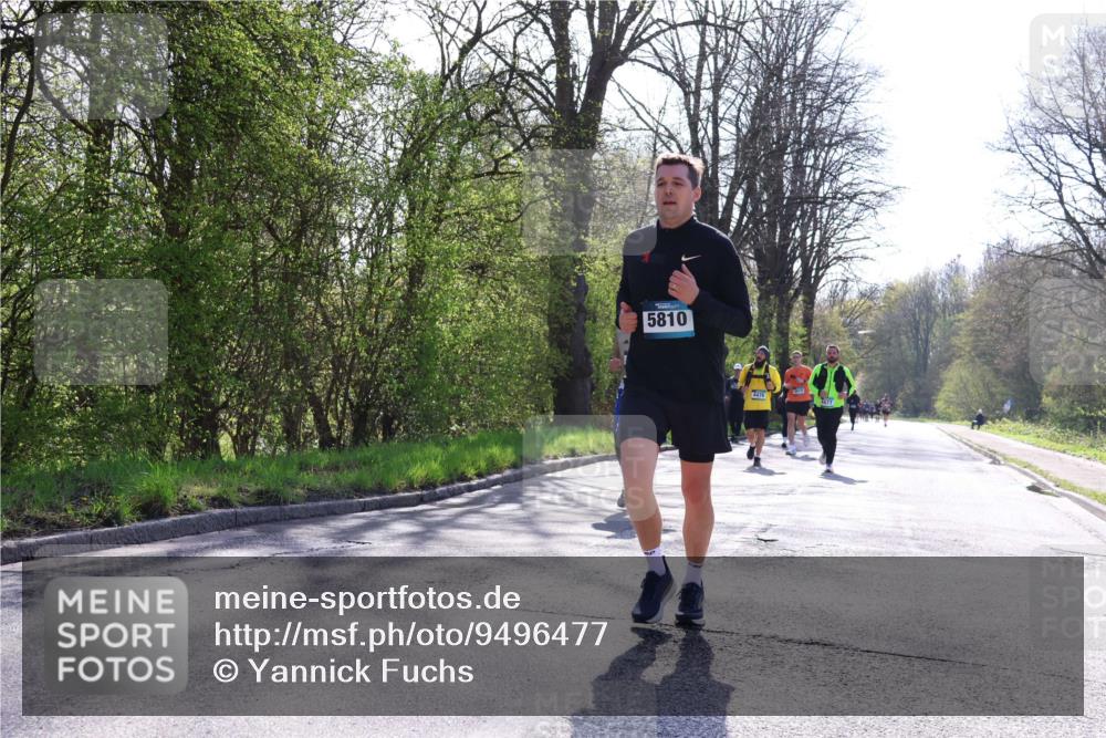 12.04.2026 - 45. Internationalen Wilhelmsburger Insellauf Yannick Fuchs http://msf.ph/oto/9496477 12.04.2026 10:52:47 Laufen 5810, 4476 meine-sportfotos.de