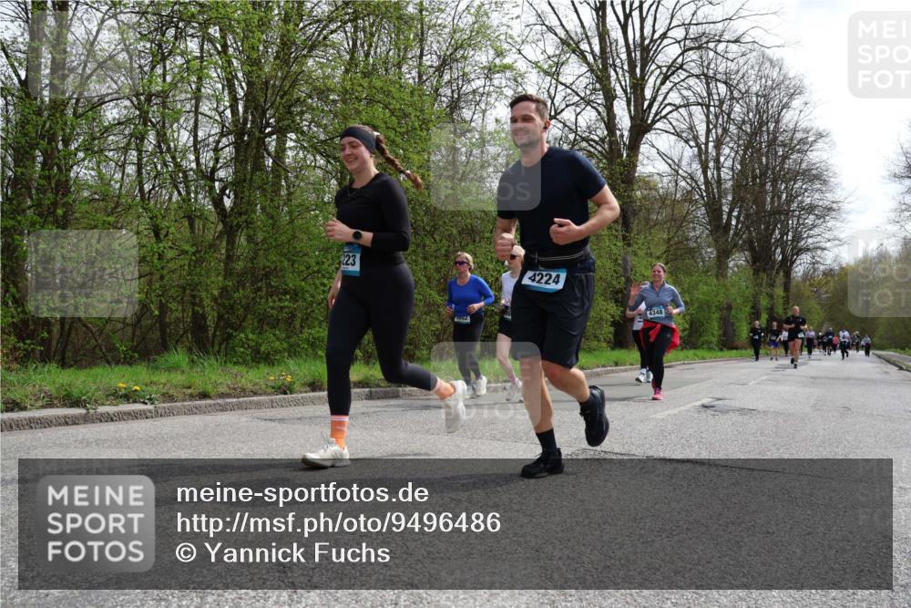12.04.2026 - 45. Internationalen Wilhelmsburger Insellauf Yannick Fuchs http://msf.ph/oto/9496486 12.04.2026 13:07:58 Laufen 223, 2002, 4224, 4348 meine-sportfotos.de