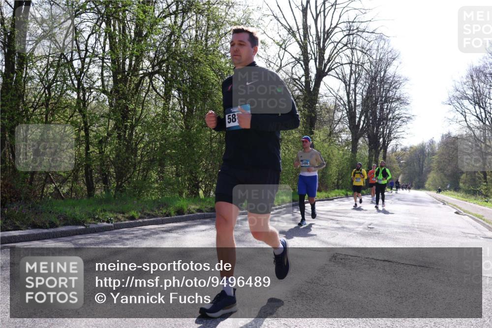 12.04.2026 - 45. Internationalen Wilhelmsburger Insellauf Yannick Fuchs http://msf.ph/oto/9496489 12.04.2026 10:52:48 Laufen 58, 2495 meine-sportfotos.de
