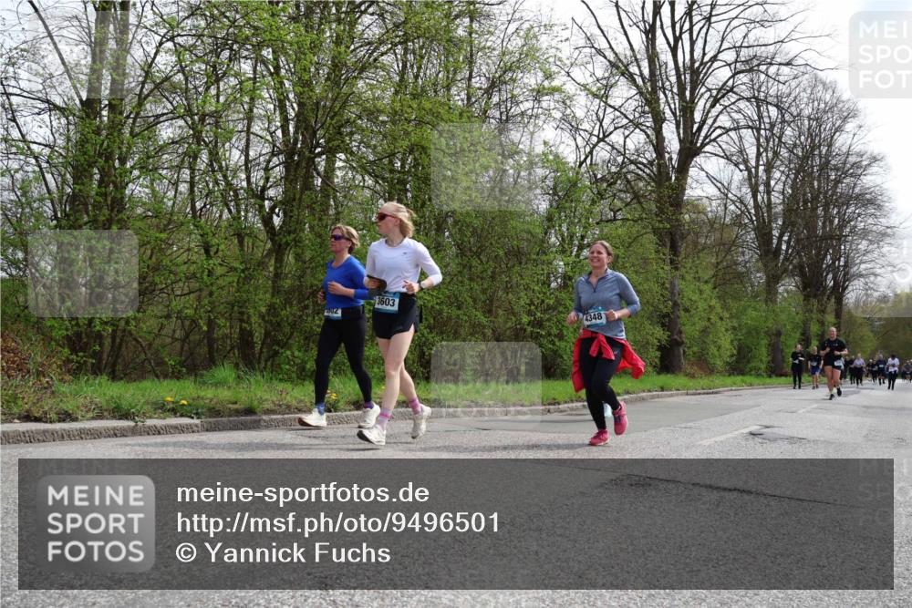 12.04.2026 - 45. Internationalen Wilhelmsburger Insellauf Yannick Fuchs http://msf.ph/oto/9496501 12.04.2026 13:07:59 Laufen 2002, 3603, 4348 meine-sportfotos.de