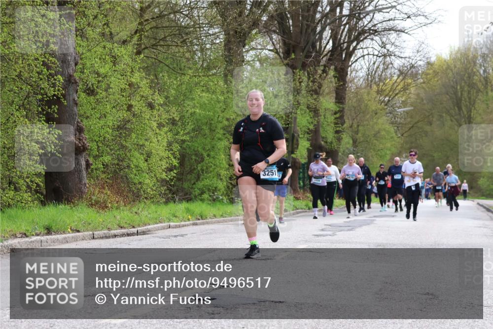 12.04.2026 - 45. Internationalen Wilhelmsburger Insellauf Yannick Fuchs http://msf.ph/oto/9496517 12.04.2026 13:08:01 Laufen 3251, 3498, 3478 meine-sportfotos.de