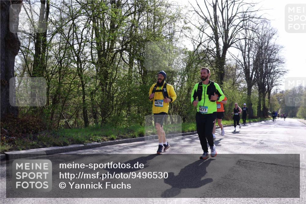 12.04.2026 - 45. Internationalen Wilhelmsburger Insellauf Yannick Fuchs http://msf.ph/oto/9496530 12.04.2026 10:52:52 Laufen 4476, 4477, 015 meine-sportfotos.de
