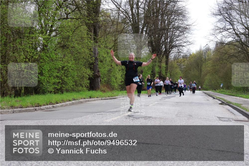 12.04.2026 - 45. Internationalen Wilhelmsburger Insellauf Yannick Fuchs http://msf.ph/oto/9496532 12.04.2026 13:08:03 Laufen 3251 meine-sportfotos.de