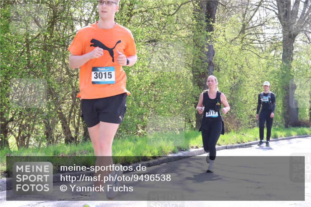 12.04.2026 - 45. Internationalen Wilhelmsburger Insellauf Yannick Fuchs http://msf.ph/oto/9496538 12.04.2026 10:52:53 Laufen 3015, 3717, 3658 meine-sportfotos.de