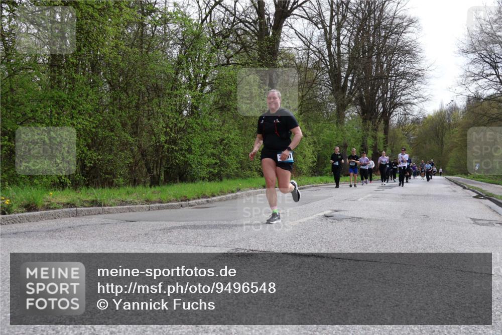 12.04.2026 - 45. Internationalen Wilhelmsburger Insellauf Yannick Fuchs http://msf.ph/oto/9496548 12.04.2026 13:08:04 Laufen  meine-sportfotos.de