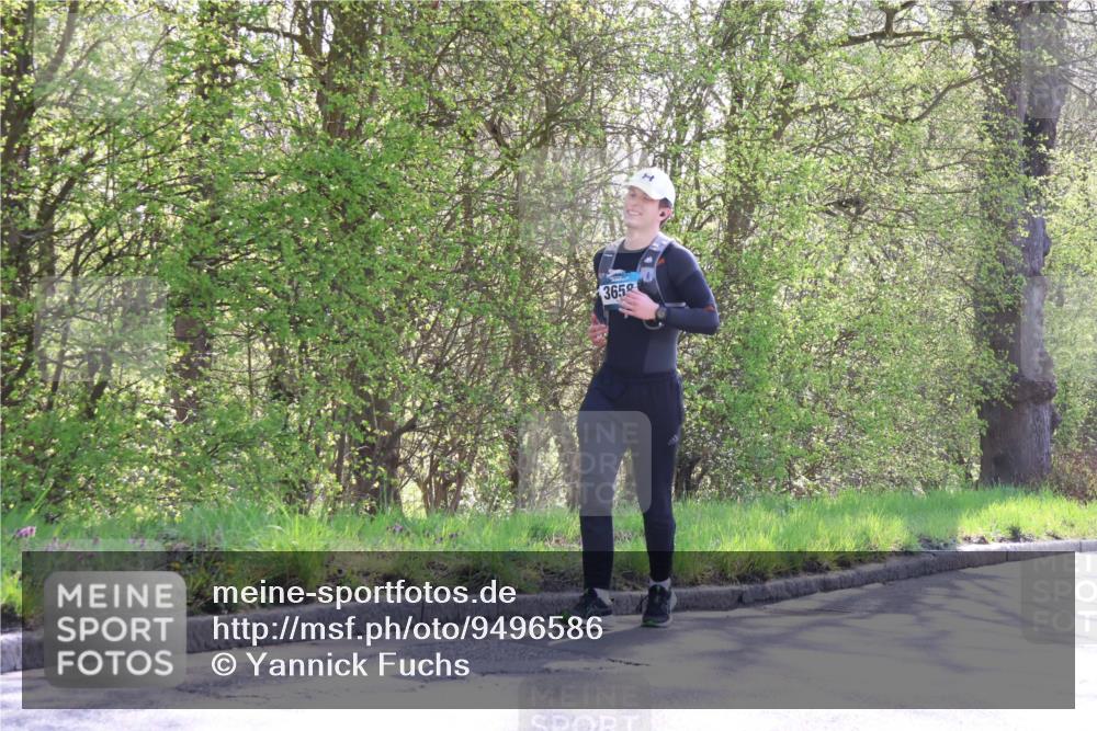 12.04.2026 - 45. Internationalen Wilhelmsburger Insellauf Yannick Fuchs http://msf.ph/oto/9496586 12.04.2026 10:53:00 Laufen 3659 meine-sportfotos.de