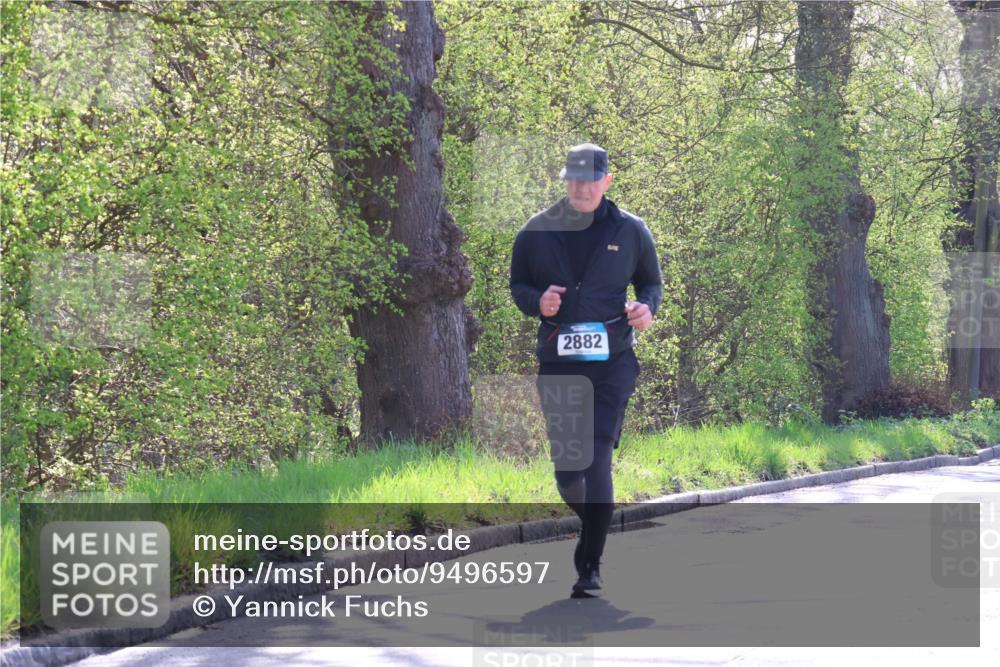 12.04.2026 - 45. Internationalen Wilhelmsburger Insellauf Yannick Fuchs http://msf.ph/oto/9496597 12.04.2026 10:53:04 Laufen 2882 meine-sportfotos.de