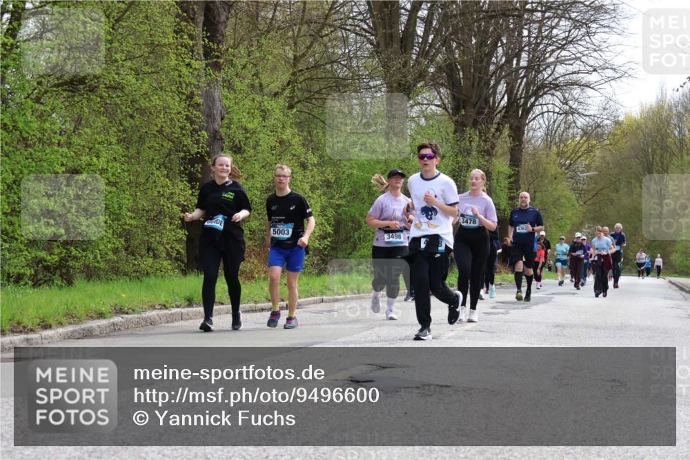 12.04.2026 - 45. Internationalen Wilhelmsburger Insellauf Yannick Fuchs http://msf.ph/oto/9496600 12.04.2026 13:08:09 Laufen 5003, 3498, 3478, 4362 meine-sportfotos.de