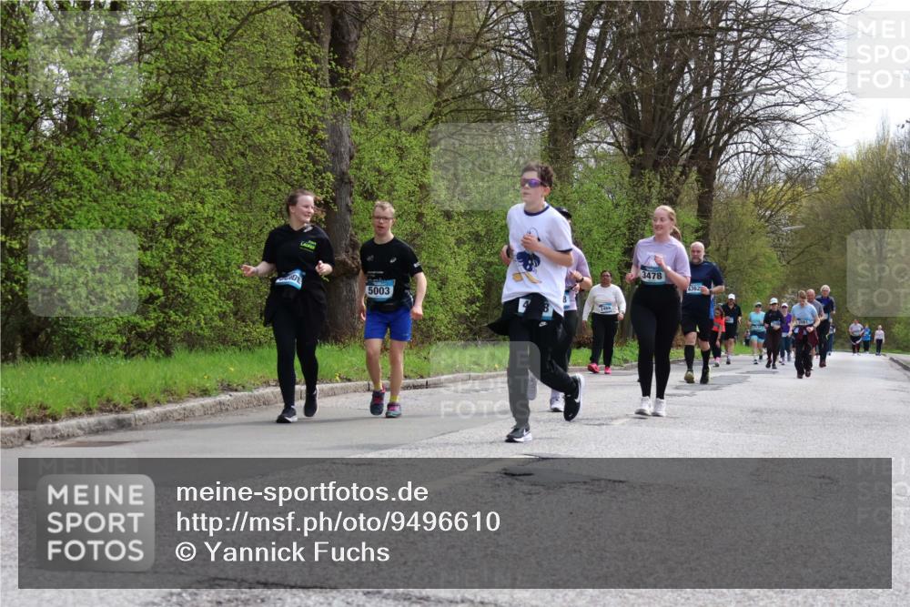 12.04.2026 - 45. Internationalen Wilhelmsburger Insellauf Yannick Fuchs http://msf.ph/oto/9496610 12.04.2026 13:08:10 Laufen 5003, 2469, 3478, 4362 meine-sportfotos.de
