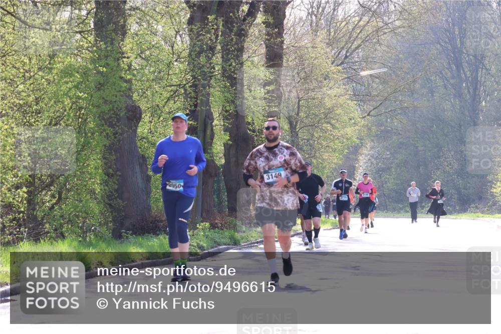 12.04.2026 - 45. Internationalen Wilhelmsburger Insellauf Yannick Fuchs http://msf.ph/oto/9496615 12.04.2026 10:53:06 Laufen 2050, 3149, 2778, 4188 meine-sportfotos.de