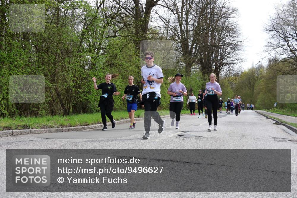 12.04.2026 - 45. Internationalen Wilhelmsburger Insellauf Yannick Fuchs http://msf.ph/oto/9496627 12.04.2026 13:08:11 Laufen 3498, 3478, 5003 meine-sportfotos.de