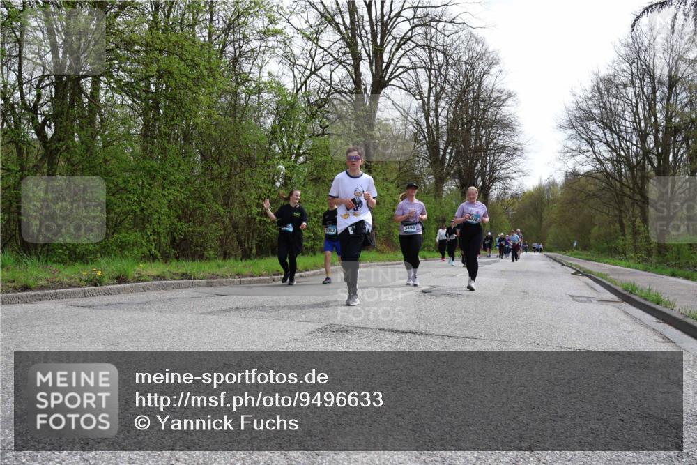 12.04.2026 - 45. Internationalen Wilhelmsburger Insellauf Yannick Fuchs http://msf.ph/oto/9496633 12.04.2026 13:08:12 Laufen 5003, 3498, 478 meine-sportfotos.de