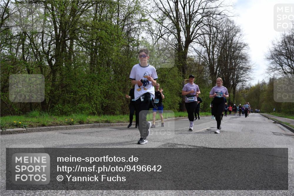 12.04.2026 - 45. Internationalen Wilhelmsburger Insellauf Yannick Fuchs http://msf.ph/oto/9496642 12.04.2026 13:08:12 Laufen 5003, 3498, 3478 meine-sportfotos.de