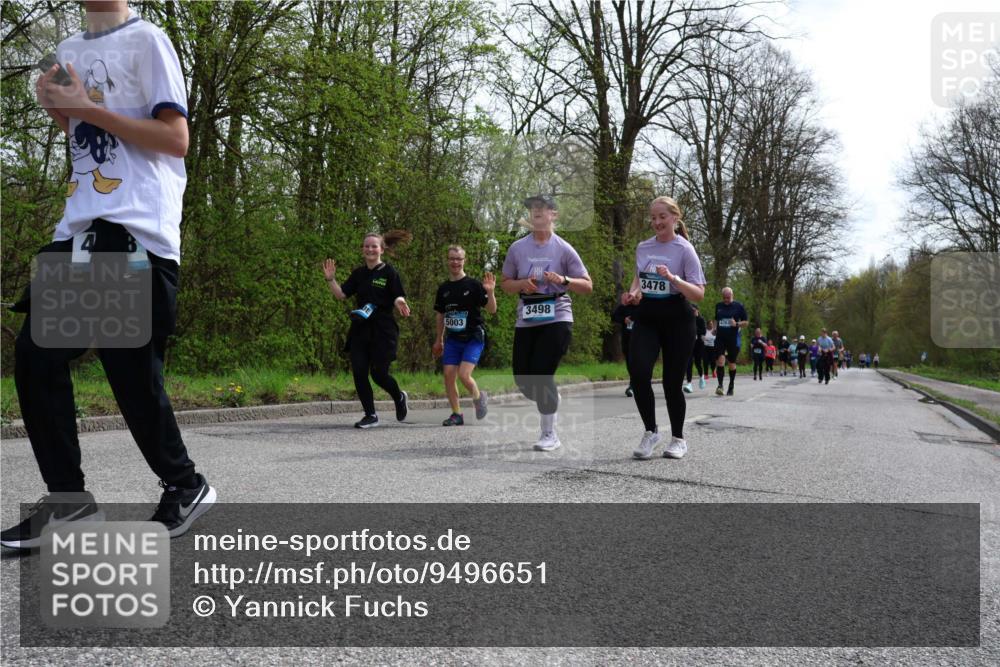 12.04.2026 - 45. Internationalen Wilhelmsburger Insellauf Yannick Fuchs http://msf.ph/oto/9496651 12.04.2026 13:08:13 Laufen 3478, 3498, 5003 meine-sportfotos.de