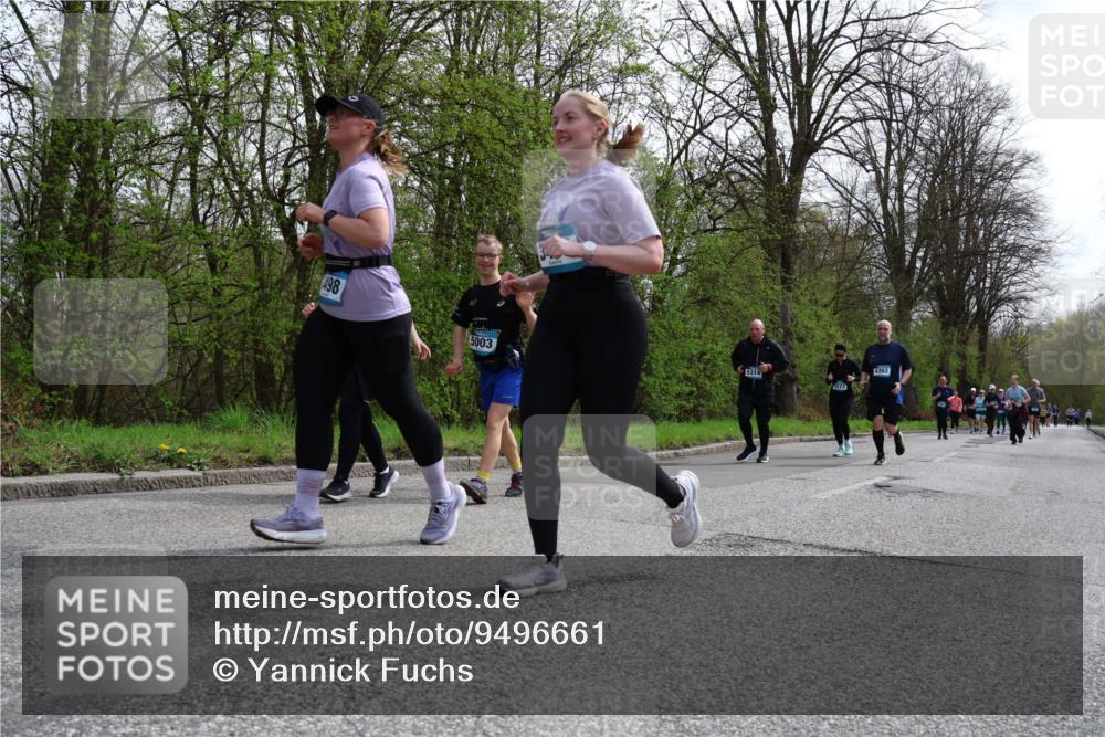 12.04.2026 - 45. Internationalen Wilhelmsburger Insellauf Yannick Fuchs http://msf.ph/oto/9496661 12.04.2026 13:08:14 Laufen 498, 4362, 5003, 5314, 2473 meine-sportfotos.de