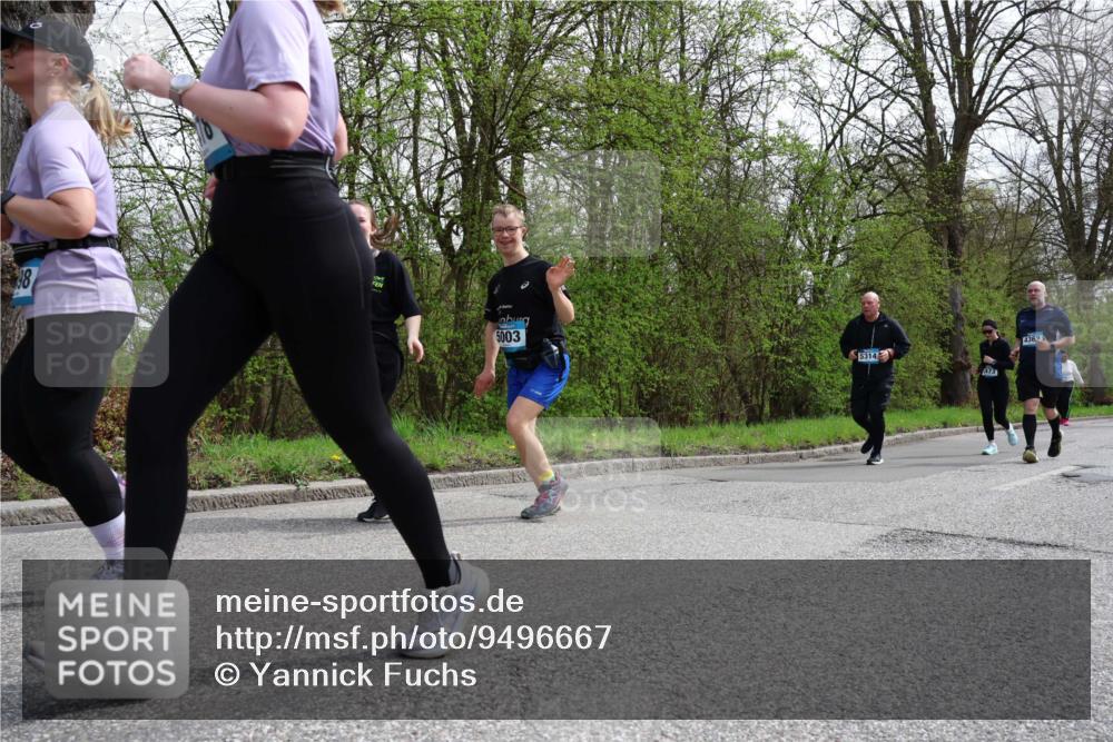 12.04.2026 - 45. Internationalen Wilhelmsburger Insellauf Yannick Fuchs http://msf.ph/oto/9496667 12.04.2026 13:08:15 Laufen 98, 5003, 5314, 473 meine-sportfotos.de