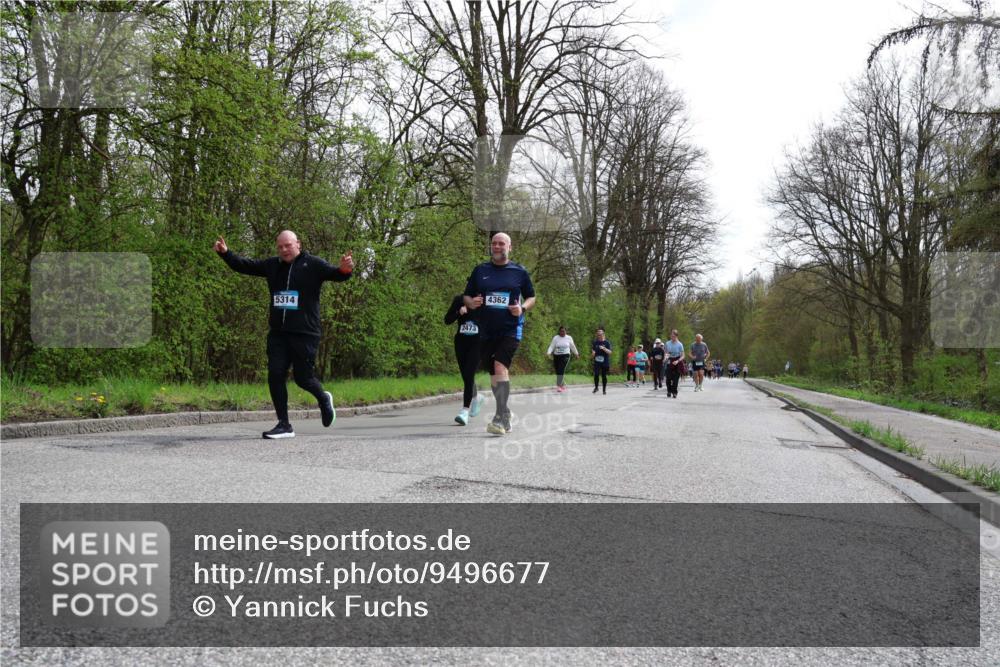 12.04.2026 - 45. Internationalen Wilhelmsburger Insellauf Yannick Fuchs http://msf.ph/oto/9496677 12.04.2026 13:08:16 Laufen 5314, 2473, 4362 meine-sportfotos.de