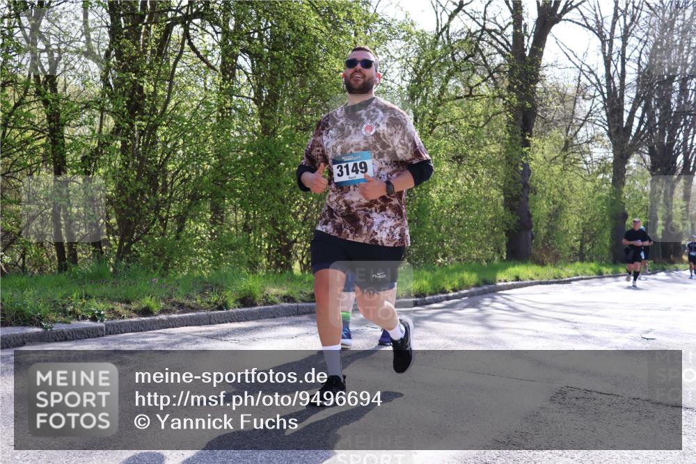 12.04.2026 - 45. Internationalen Wilhelmsburger Insellauf Yannick Fuchs http://msf.ph/oto/9496694 12.04.2026 10:53:14 Laufen 3149 meine-sportfotos.de