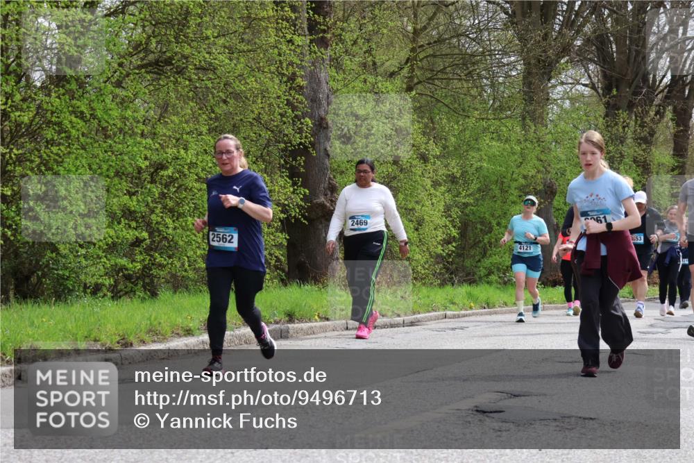 12.04.2026 - 45. Internationalen Wilhelmsburger Insellauf Yannick Fuchs http://msf.ph/oto/9496713 12.04.2026 13:08:19 Laufen 2469, 2562, 4121, 61, 53 meine-sportfotos.de