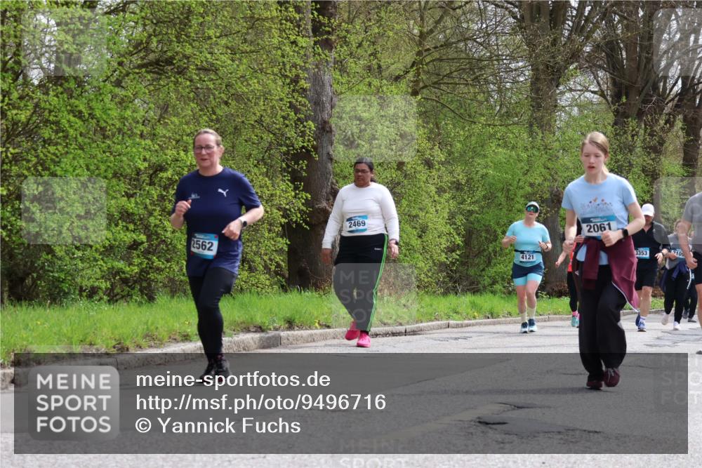 12.04.2026 - 45. Internationalen Wilhelmsburger Insellauf Yannick Fuchs http://msf.ph/oto/9496716 12.04.2026 13:08:20 Laufen 2562, 2469, 4121, 2061, 3353, 2109 meine-sportfotos.de